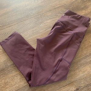 Wine Pocket Light n Tight Hi-Rise Capri